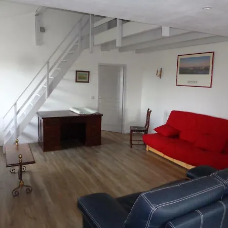 Ahurtenia האספארן